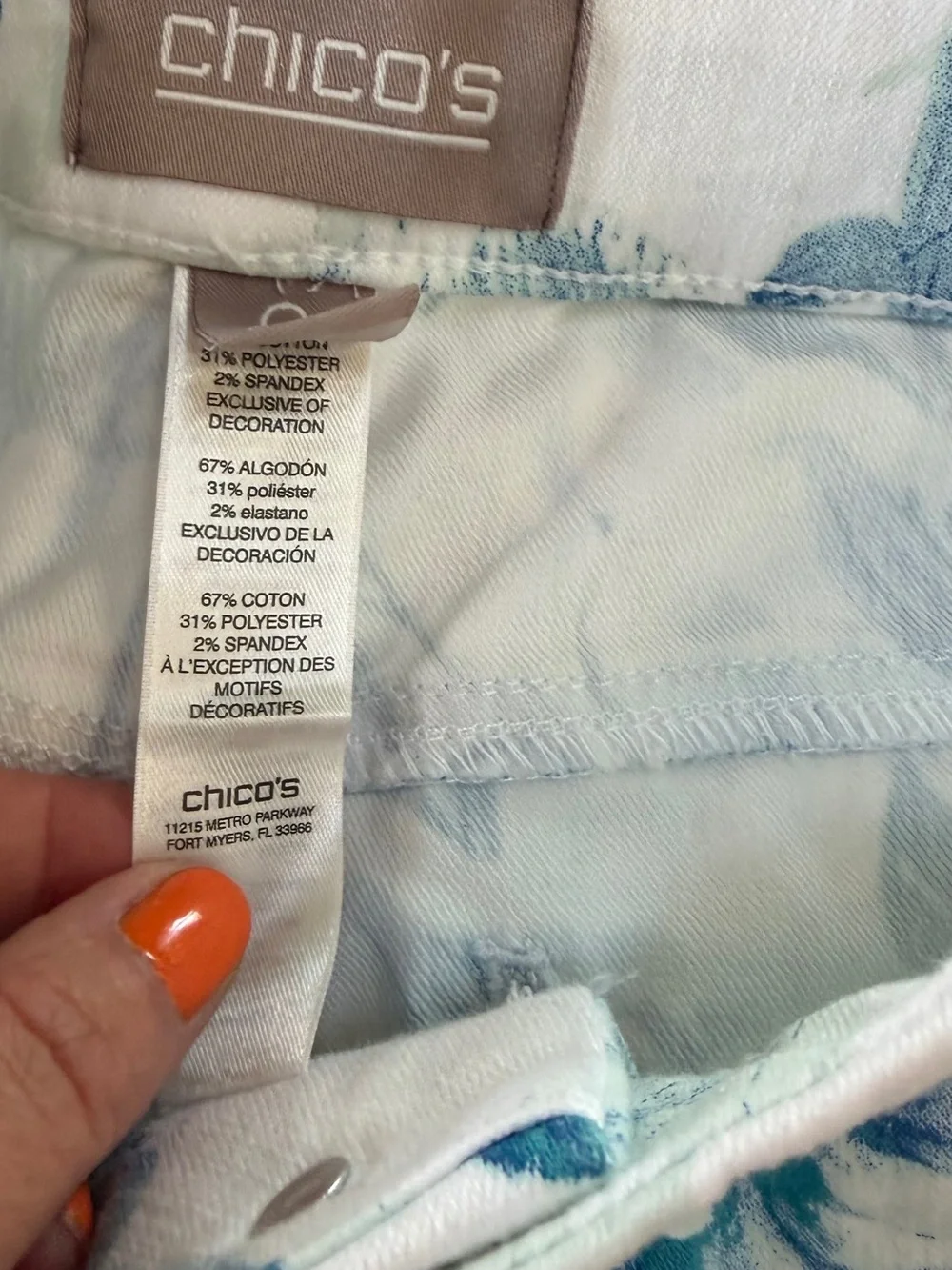Chico's Teal and White Floral Cropped Pants